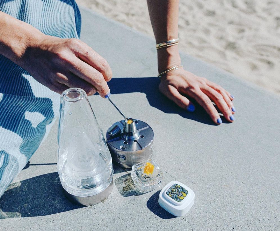 The Revolutionary dabX go Is The Solution To Your Dabbing Difficulties