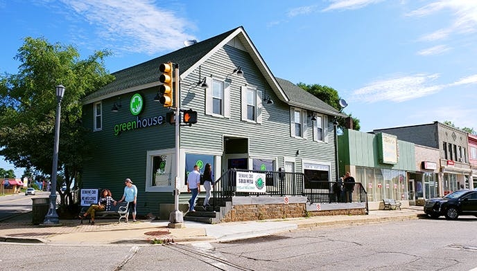Best Dispensaries In Walled Lake, MI