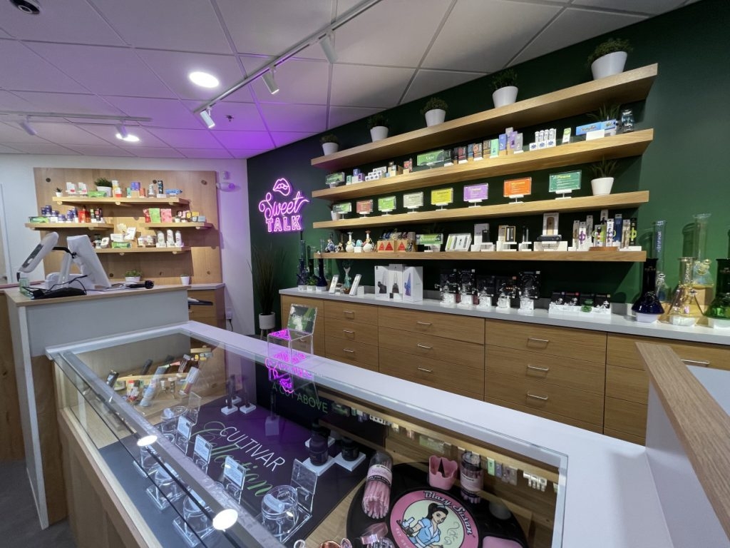 4 Best Dispensaries In Framingham, MA