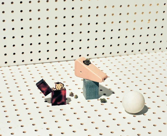 Black Friday Online Sale: Top Deals on Weed Smoking Accessories (2025)