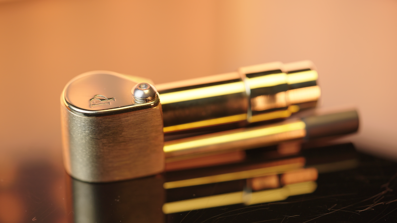 Deck The Halls With Dazzling Accessories