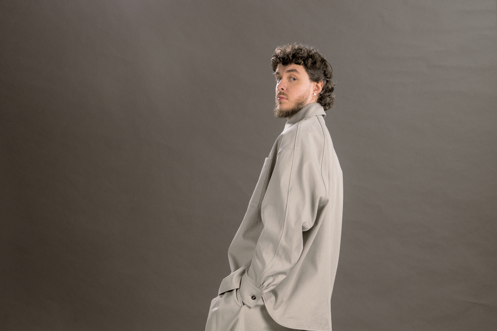 10 Songs For Your Solo Sesh Playlist