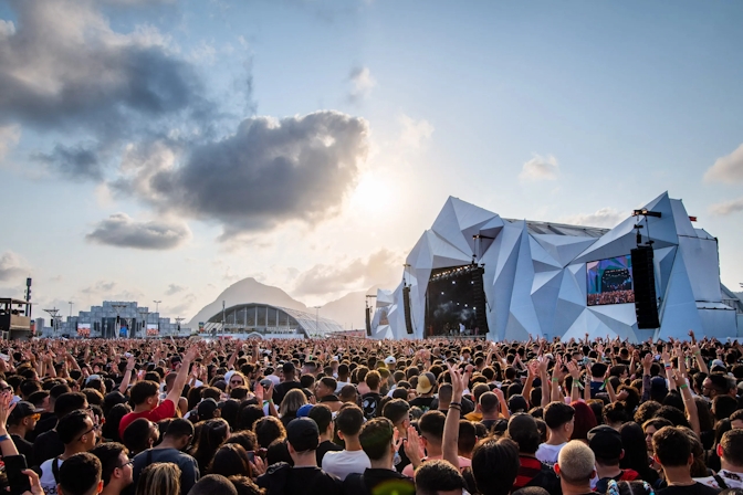 10 Best Music Festivals To Attend While Stoned In 2024