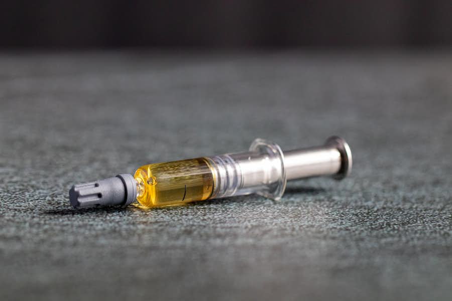 How To Use THC Oil In A THC Syringe