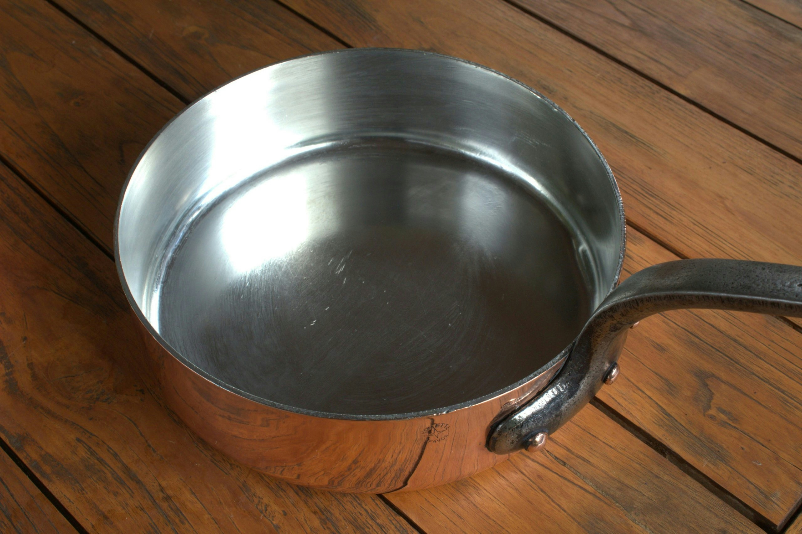 Making Cannabis Oil In A Crock-Pot: Canna Oil Recipe Guide