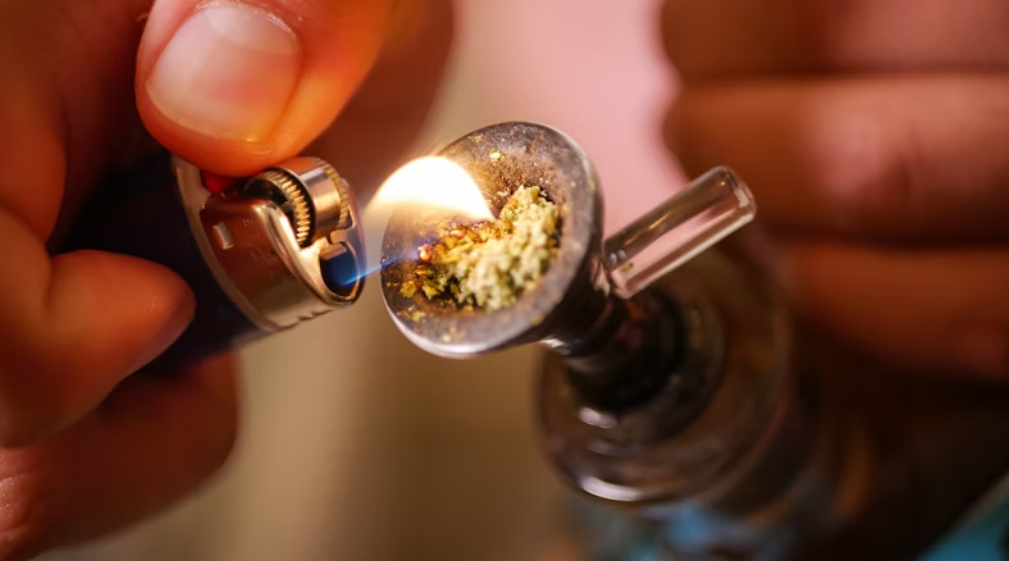 How Often Should You Change Your Bong Water?