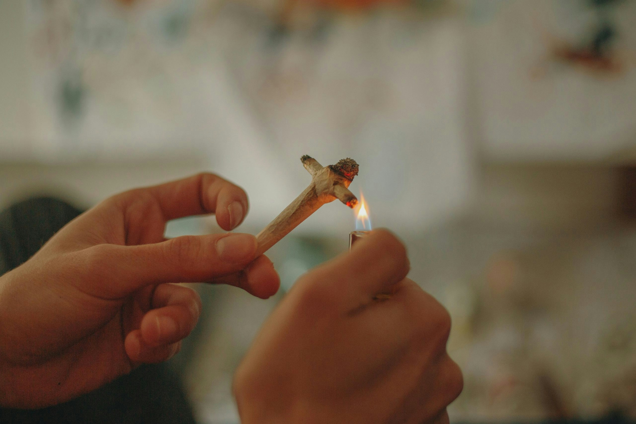 8 Different Ways Joints Are Rolled Around The World