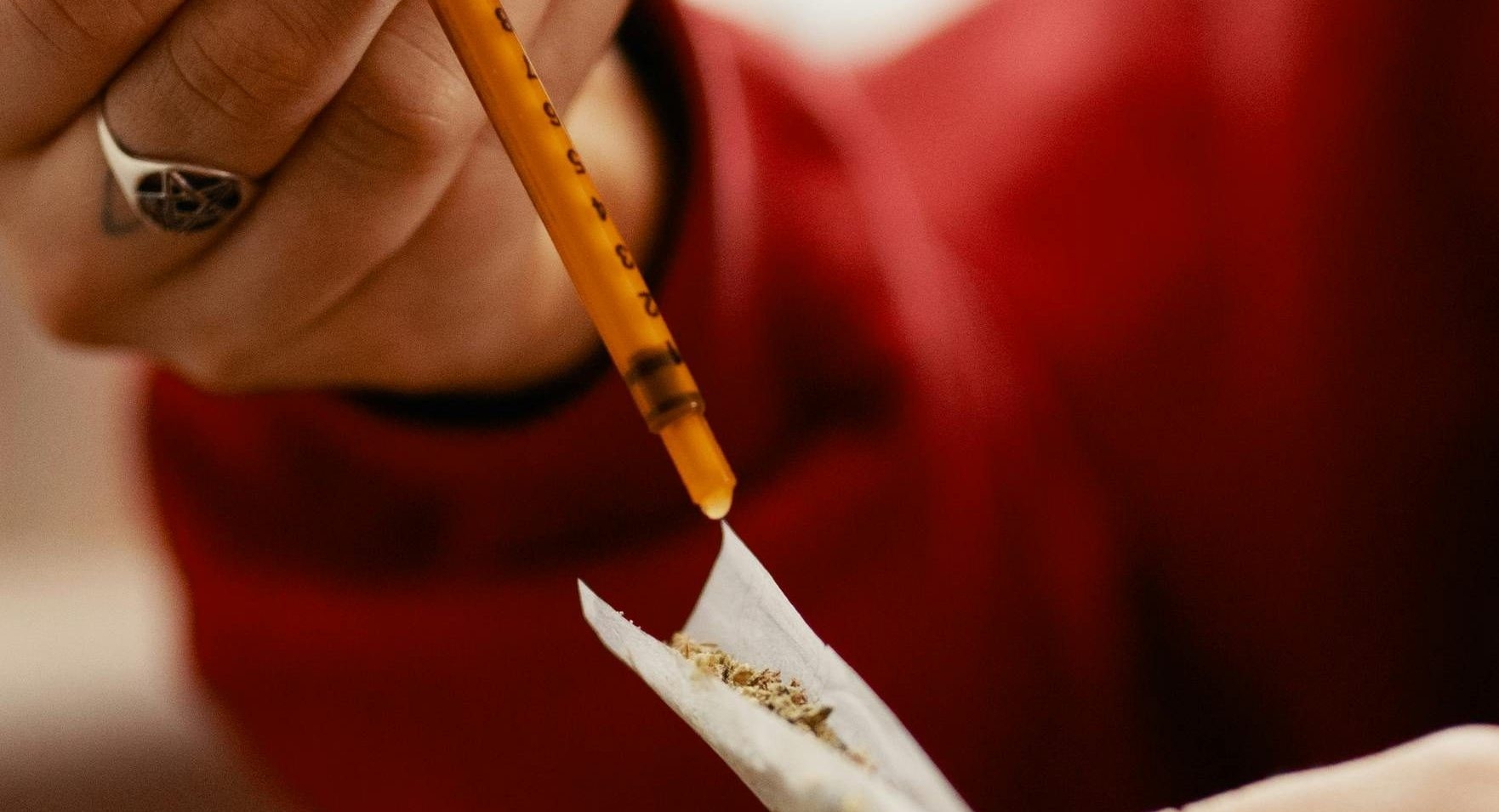 Stop Wasting Weed: Here’s How To Make A Joint Burn Slower