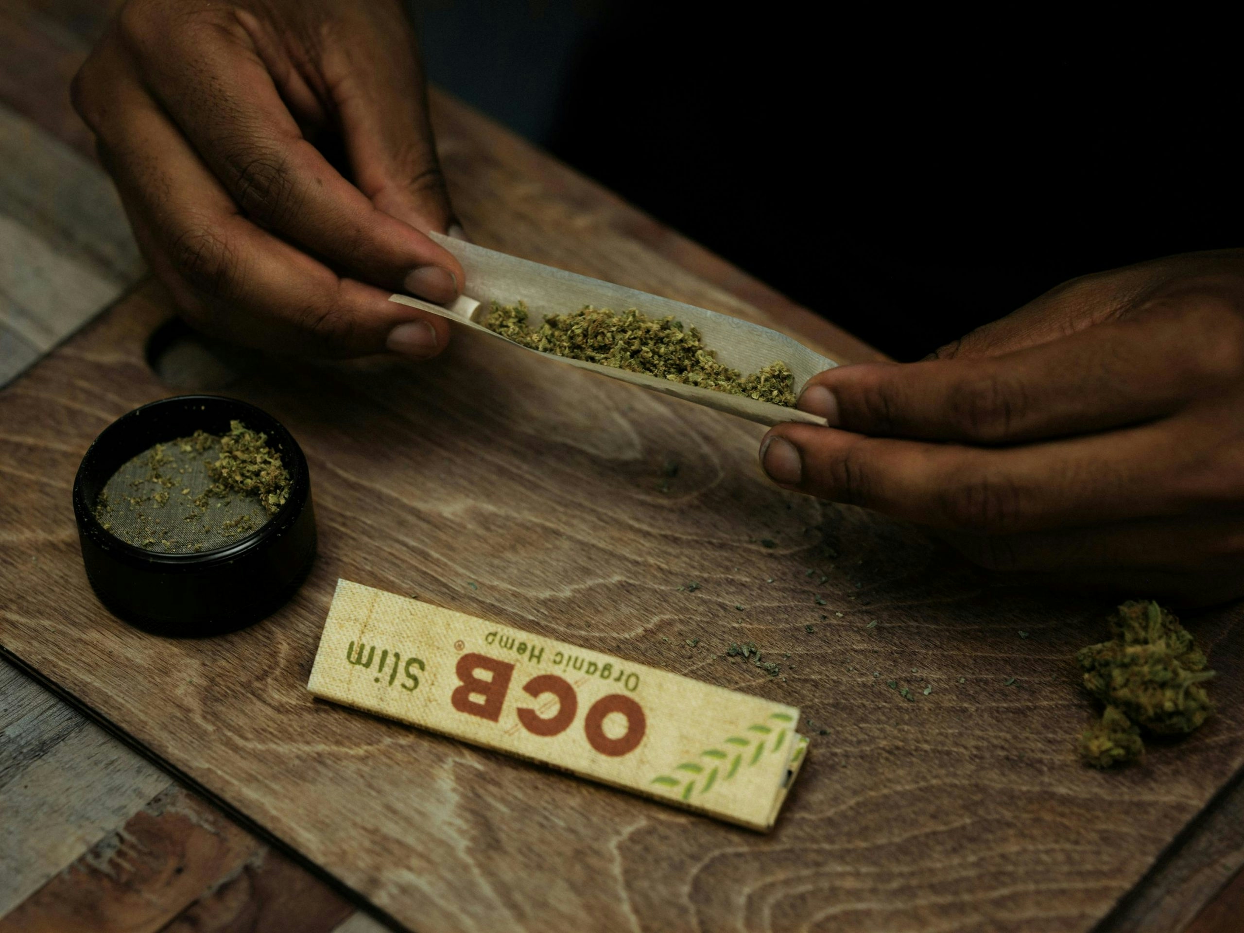 Groove Grinder Review: Maximize Your Bud With This Toothless Grinder