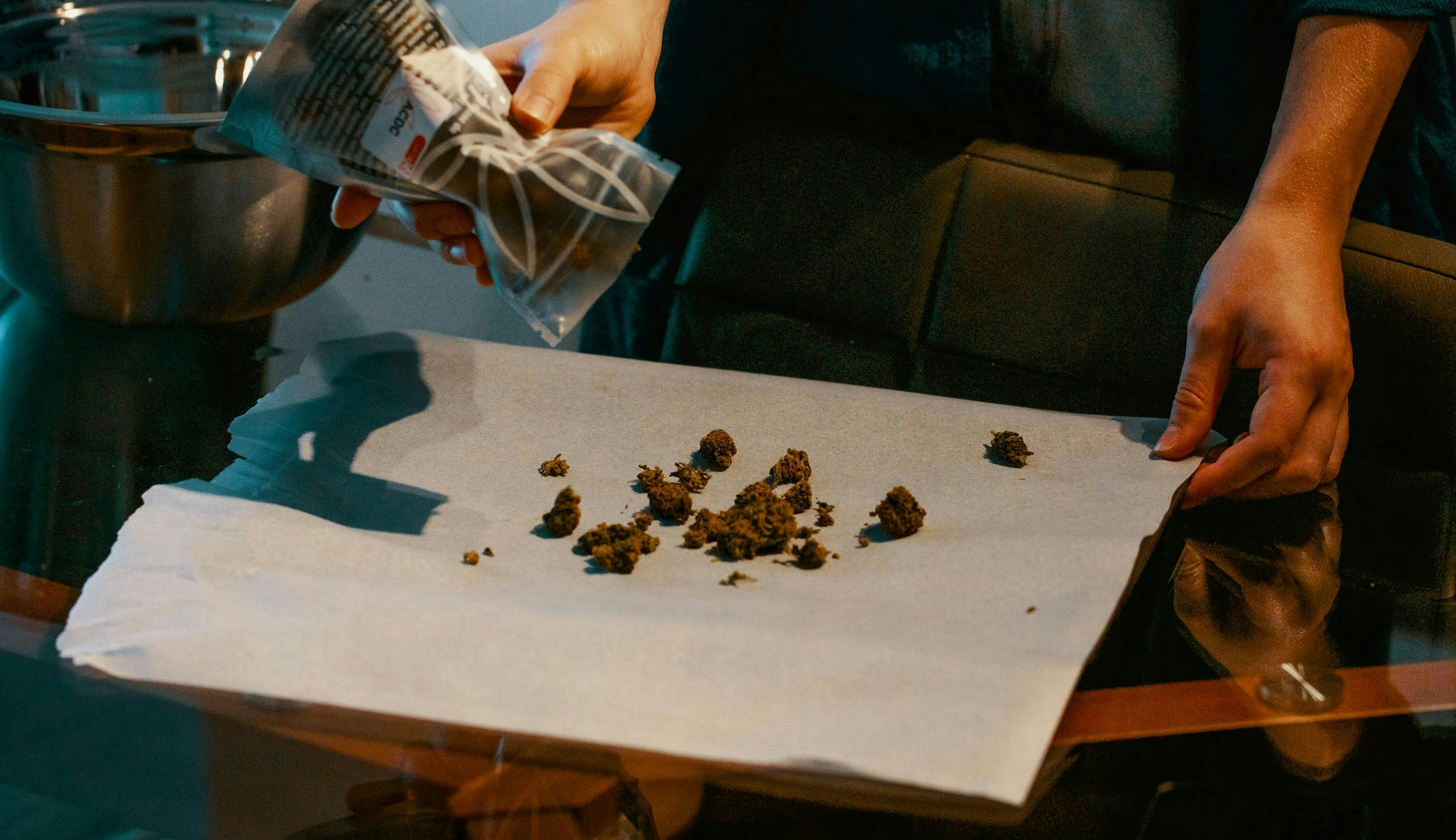 How To Decarb Weed: The Ultimate Decarboxylation Guide