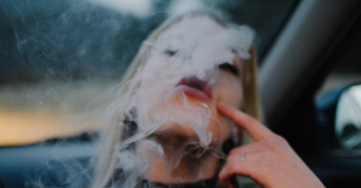 How To Smoke Shatter With Or Without A Rig