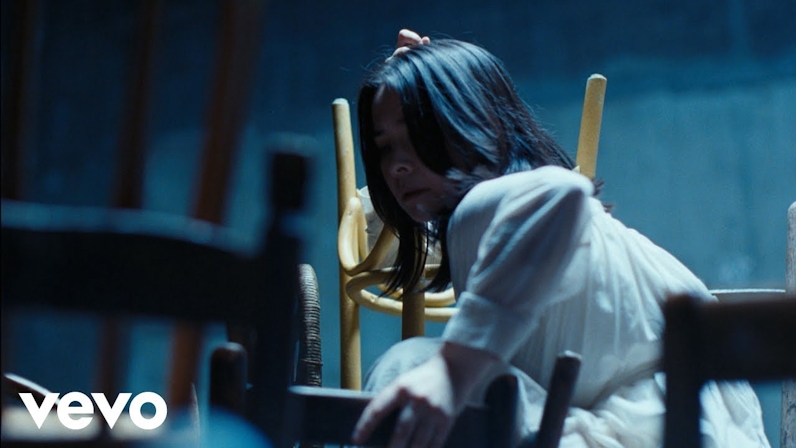 10 Songs For Your Solo Sesh Playlist