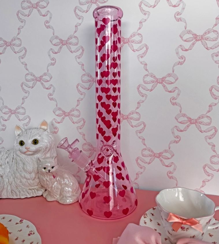 XL Heart Throb Beaker Bong