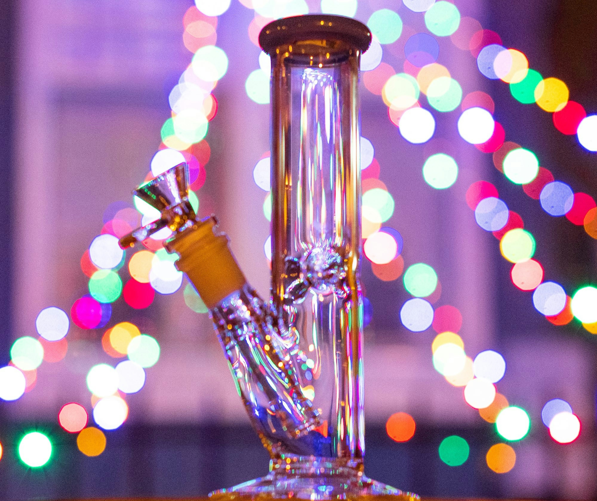 Herb’s Fat Buddha Glass Review: Bongs, Pipes, And The Full Experience