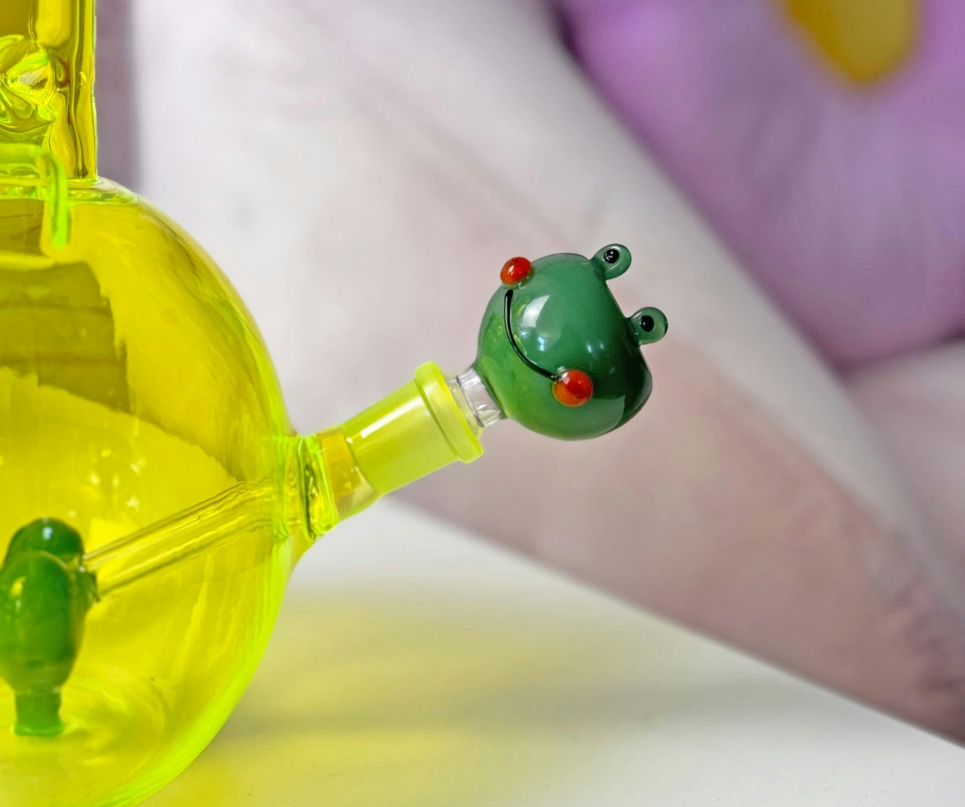 These Are The MOST Beautiful Bongs We’ve Ever Seen