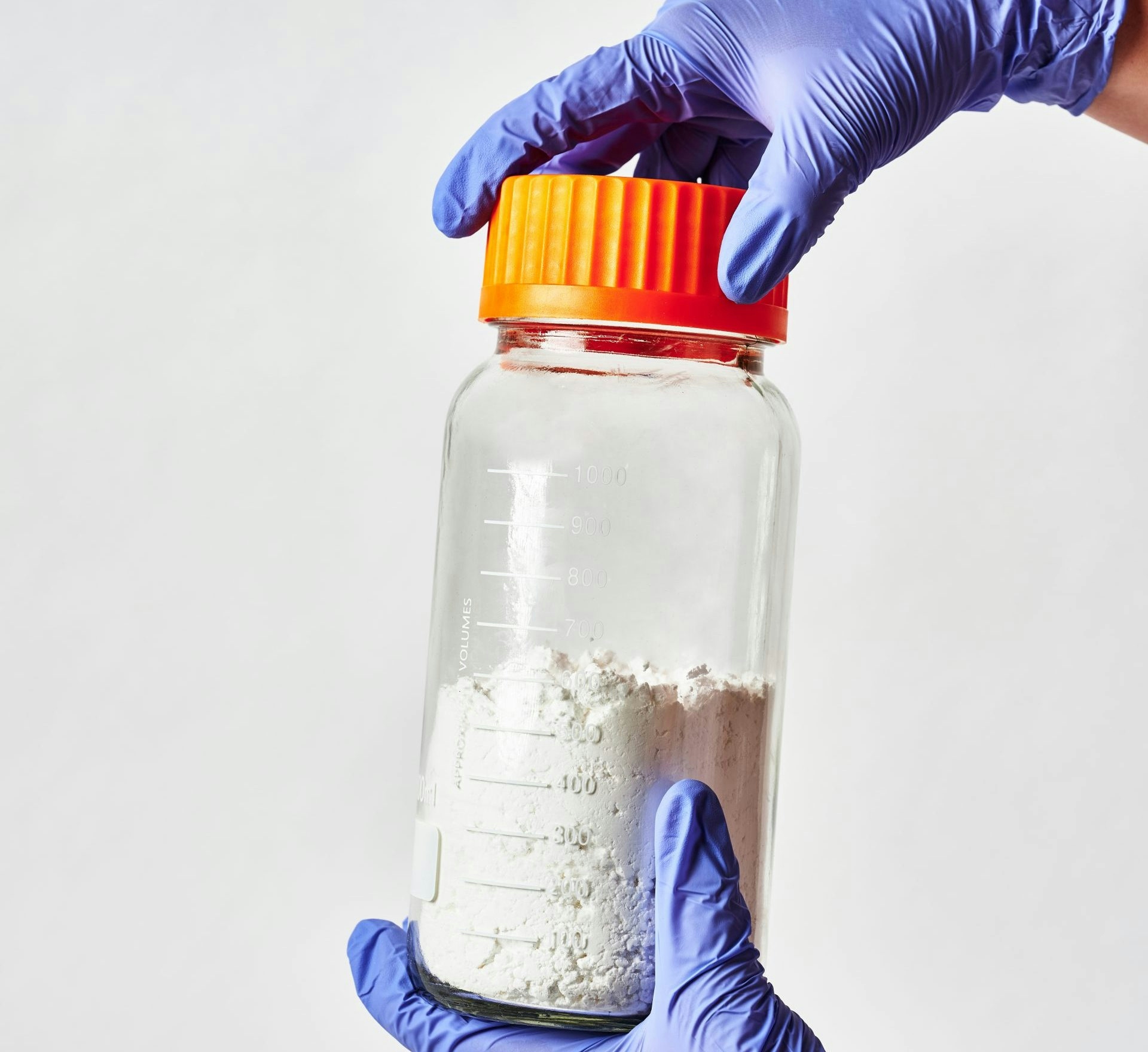 CBD Isolate Explained: Benefits, Uses & Where To Buy