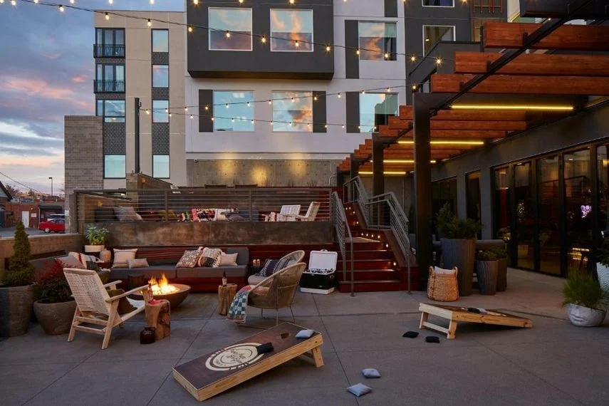 420-friendly hotels in denver colorado