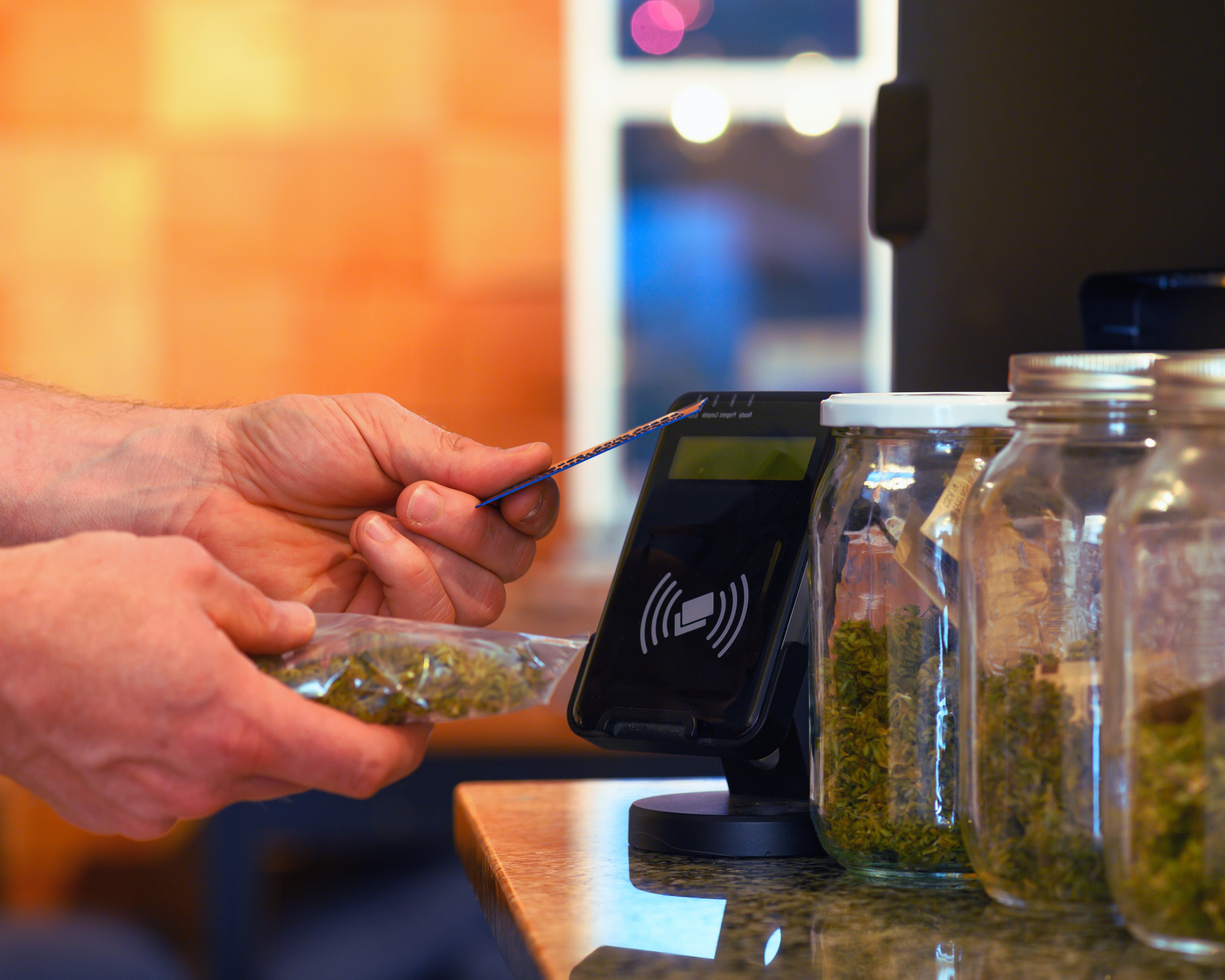 How to Find the Best Dispensaries Near You