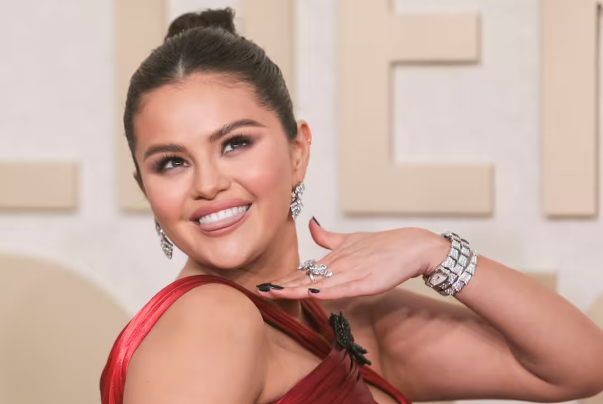 Does Selena Gomez Smoke Weed