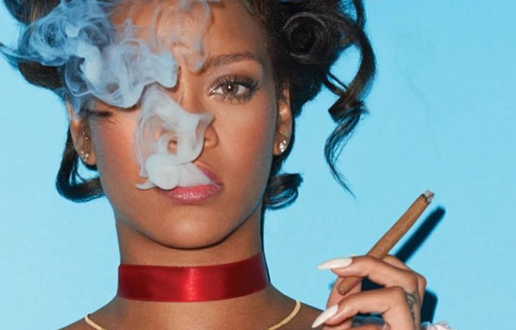 Famous Actresses Who Smoke Weed