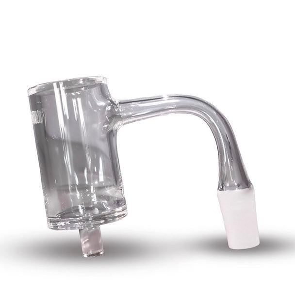 dabbing with quartz banger