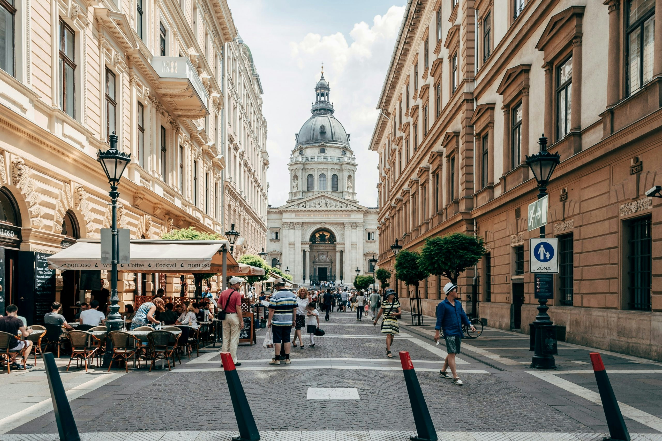 Buy Weed in Budapest