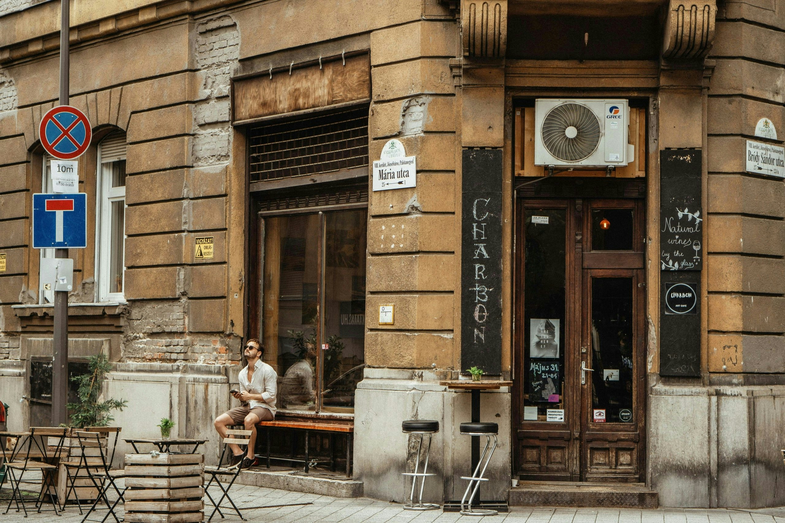 Buy Weed in Budapest
