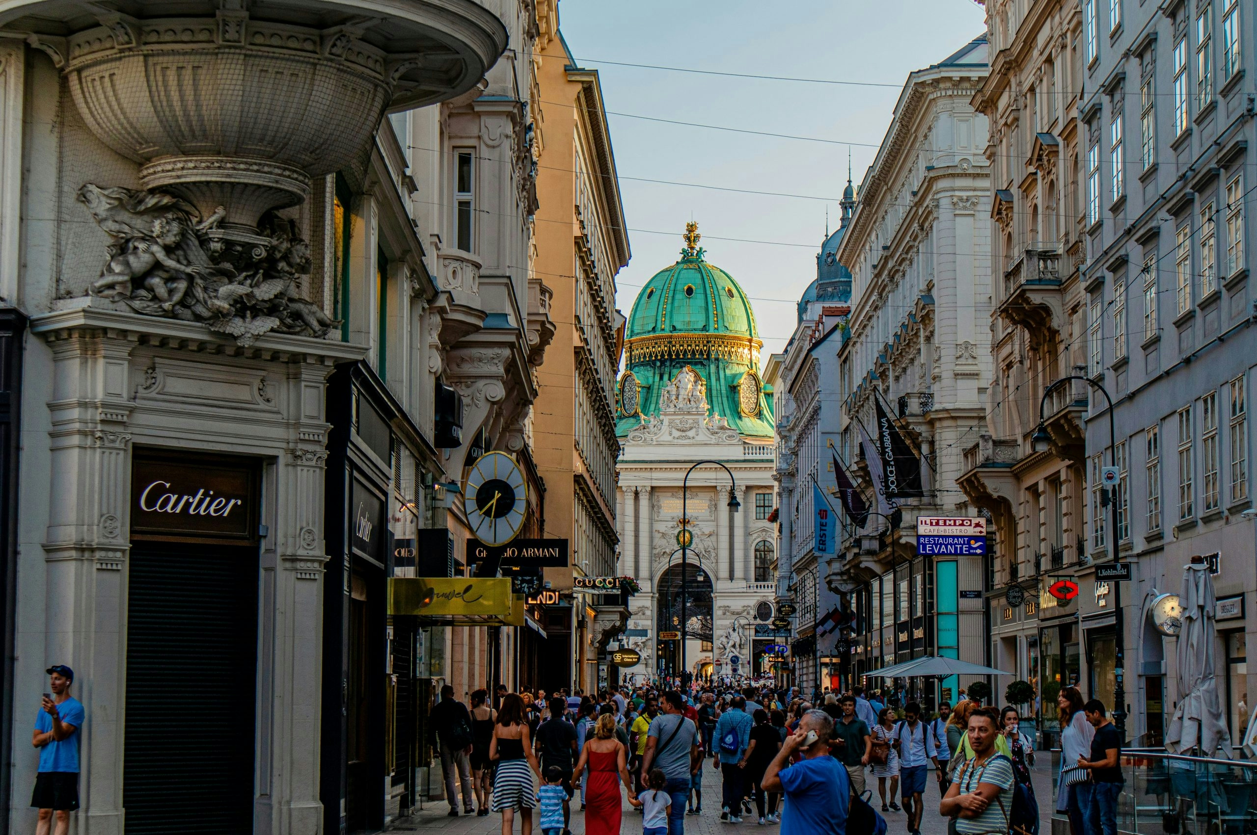 Buy Weed in Vienna