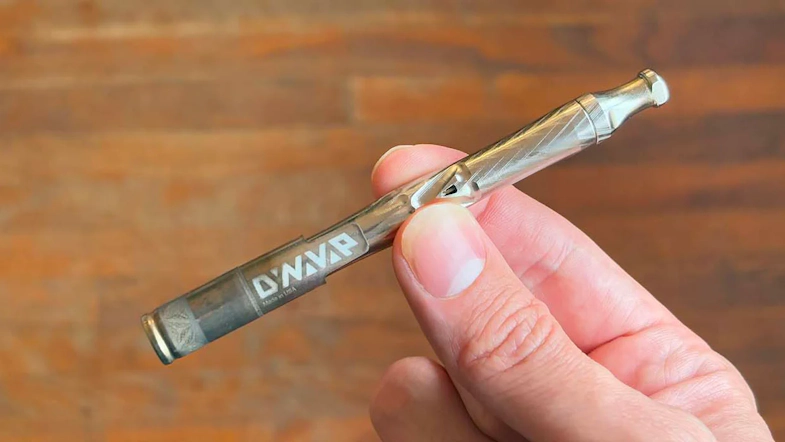 Dry Herb Vape vs Carts 6 Major Differences and How to Choose Between Them | Herb Dry Herb Vape vs Carts 6 Major Differences and How to Choose Between Them | Herb