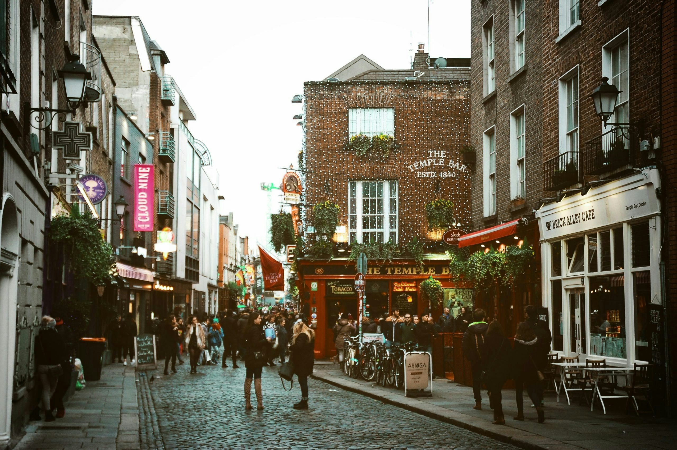 Buy Weed in Ireland