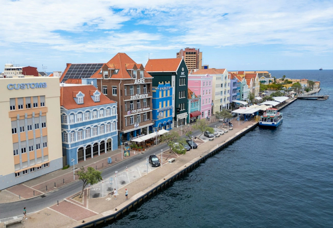 buy weed in curacao