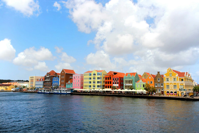 buy weed in curacao