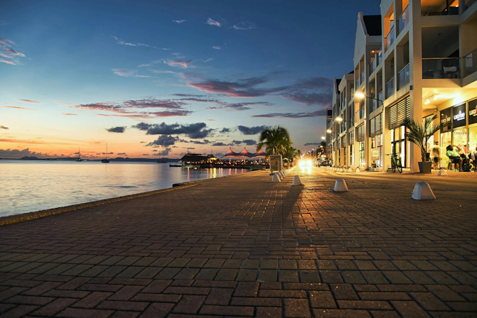 buy weed in curacao