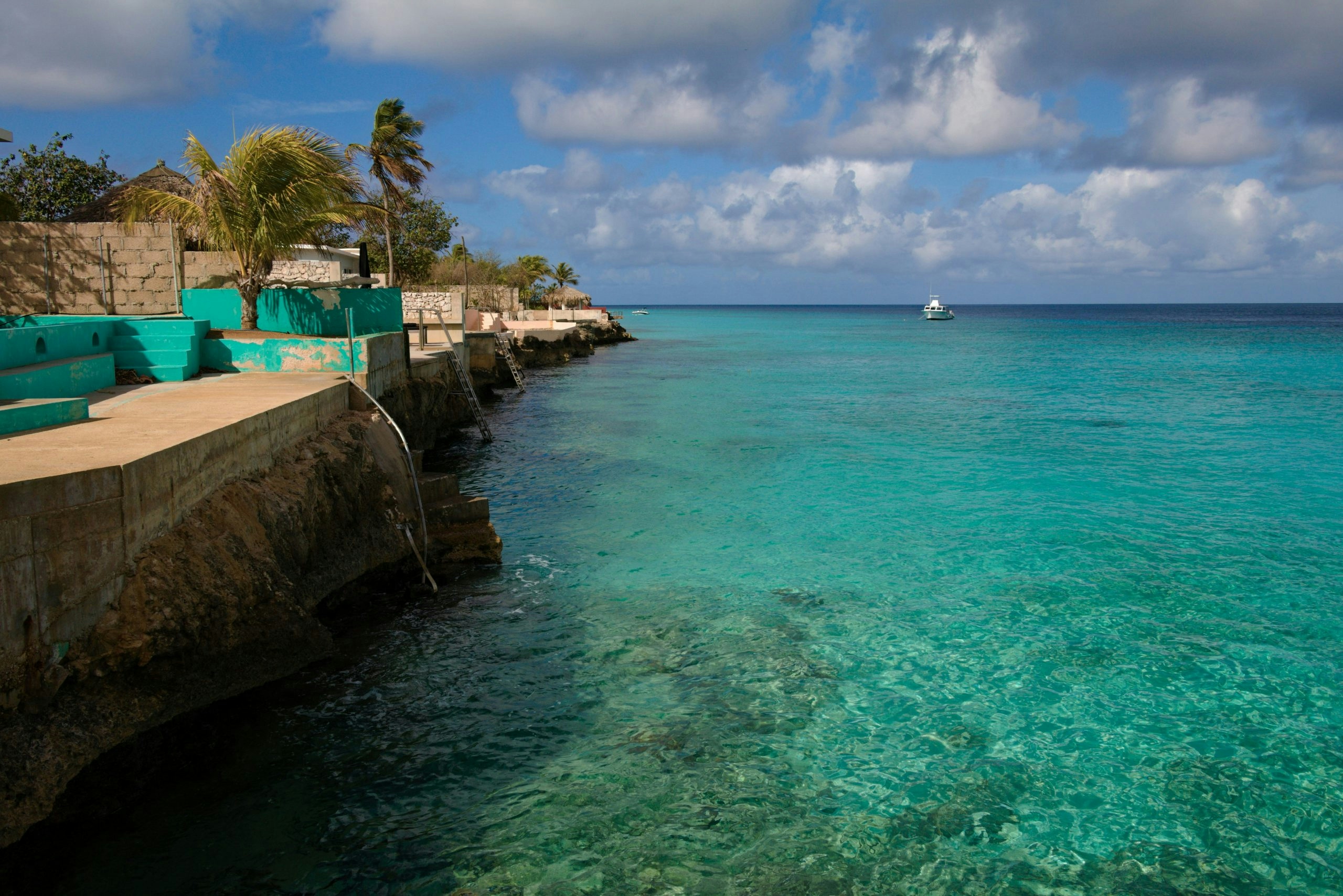 buy weed in curacao