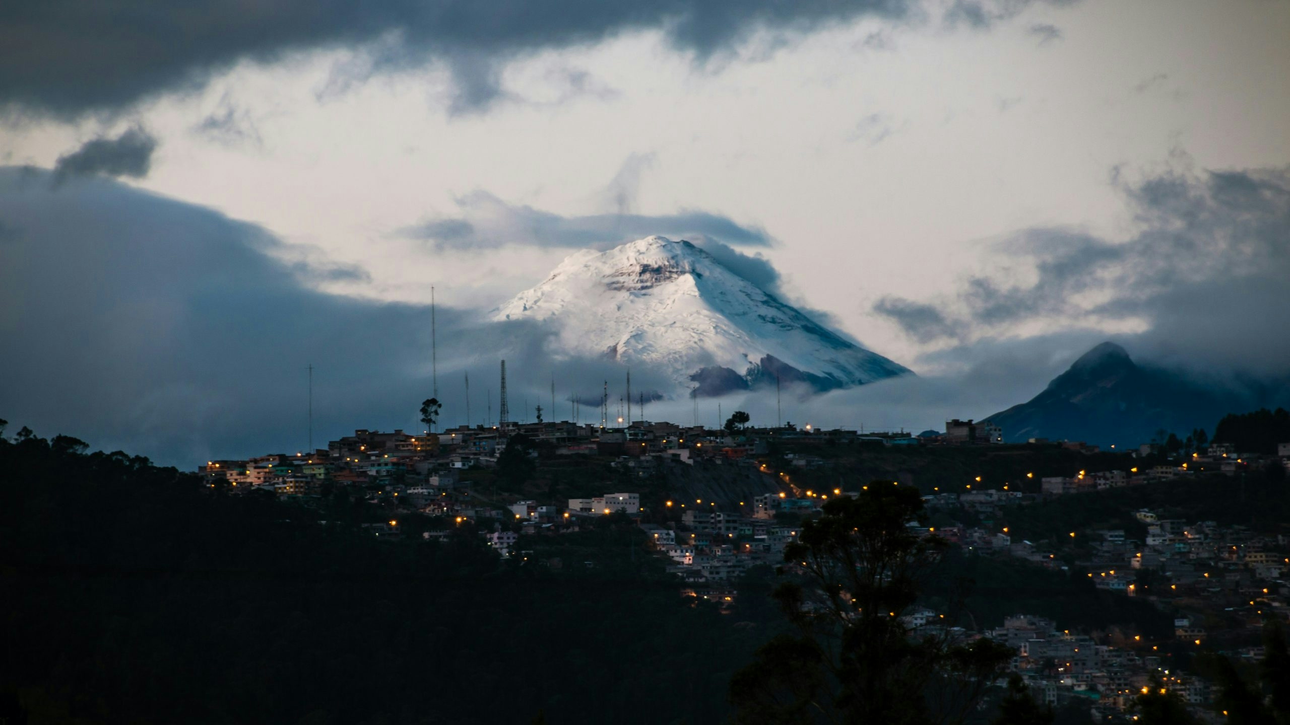 buy weed in ecuador
