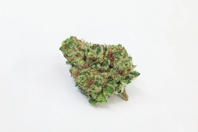 The Best High Myrcene Strains: 10 Picks for Deep Relaxation and Earthy Flavor