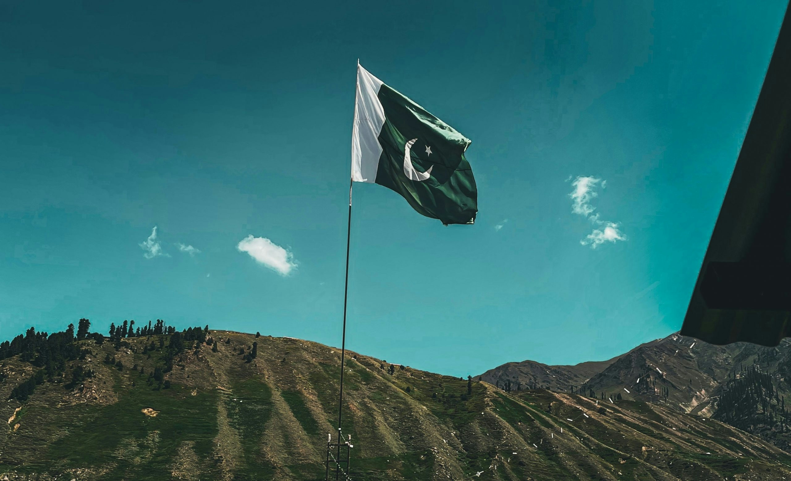 buy weed in pakistan