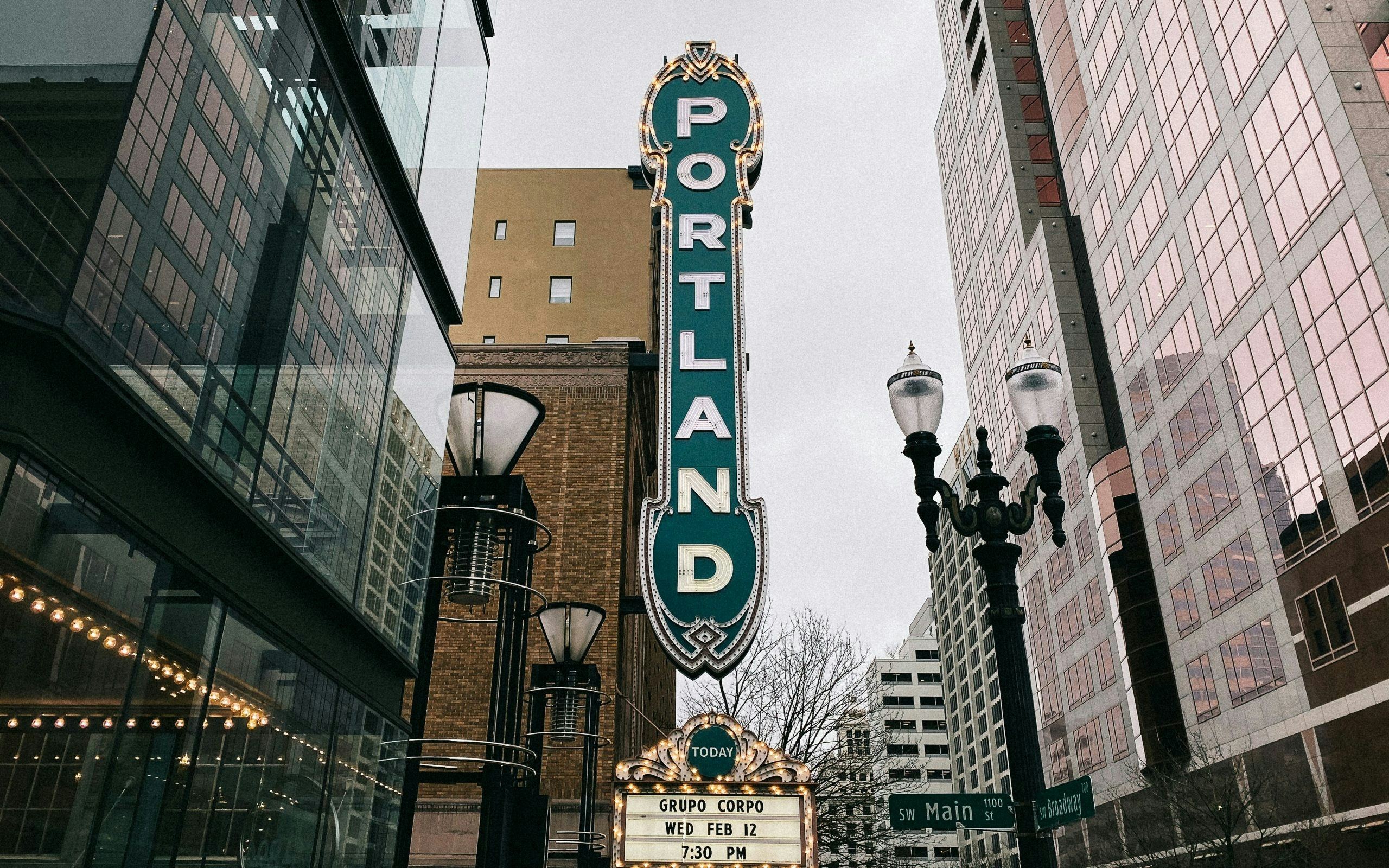 Portland's iconic landmark sign in downtown Oregon