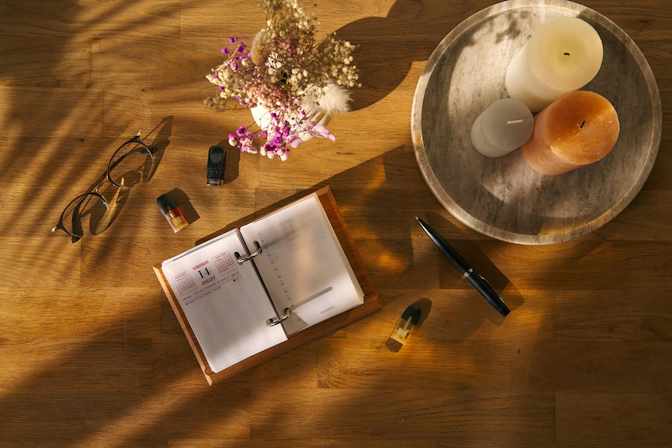 Vape device displayed over a table