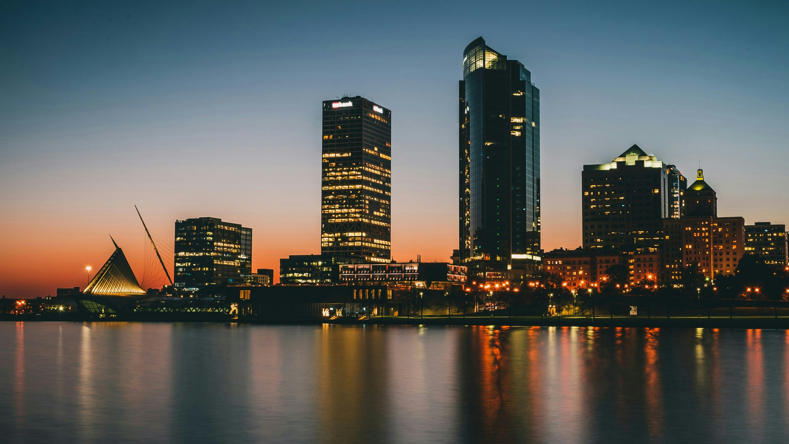 Skyline of Milwaukee, Wisconsin, along the Lake Michigan waterfront