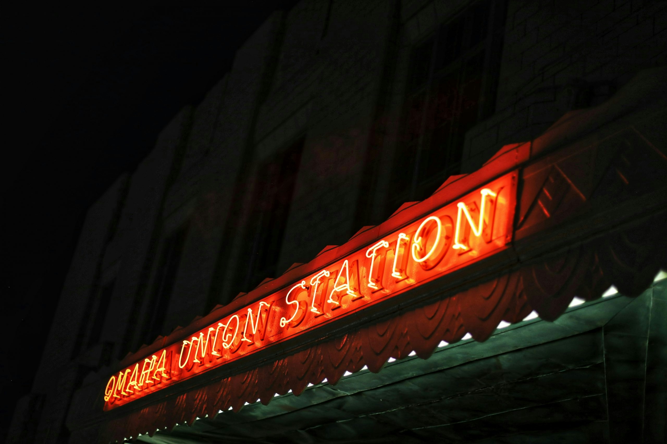omaha union station sign