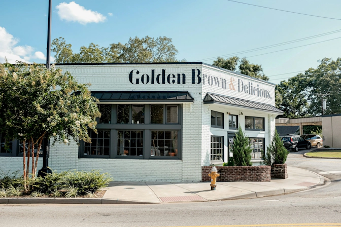 How to Buy Weed in Greenville: South Carolina’s Strict Laws and the Hemp-Shop Workaround