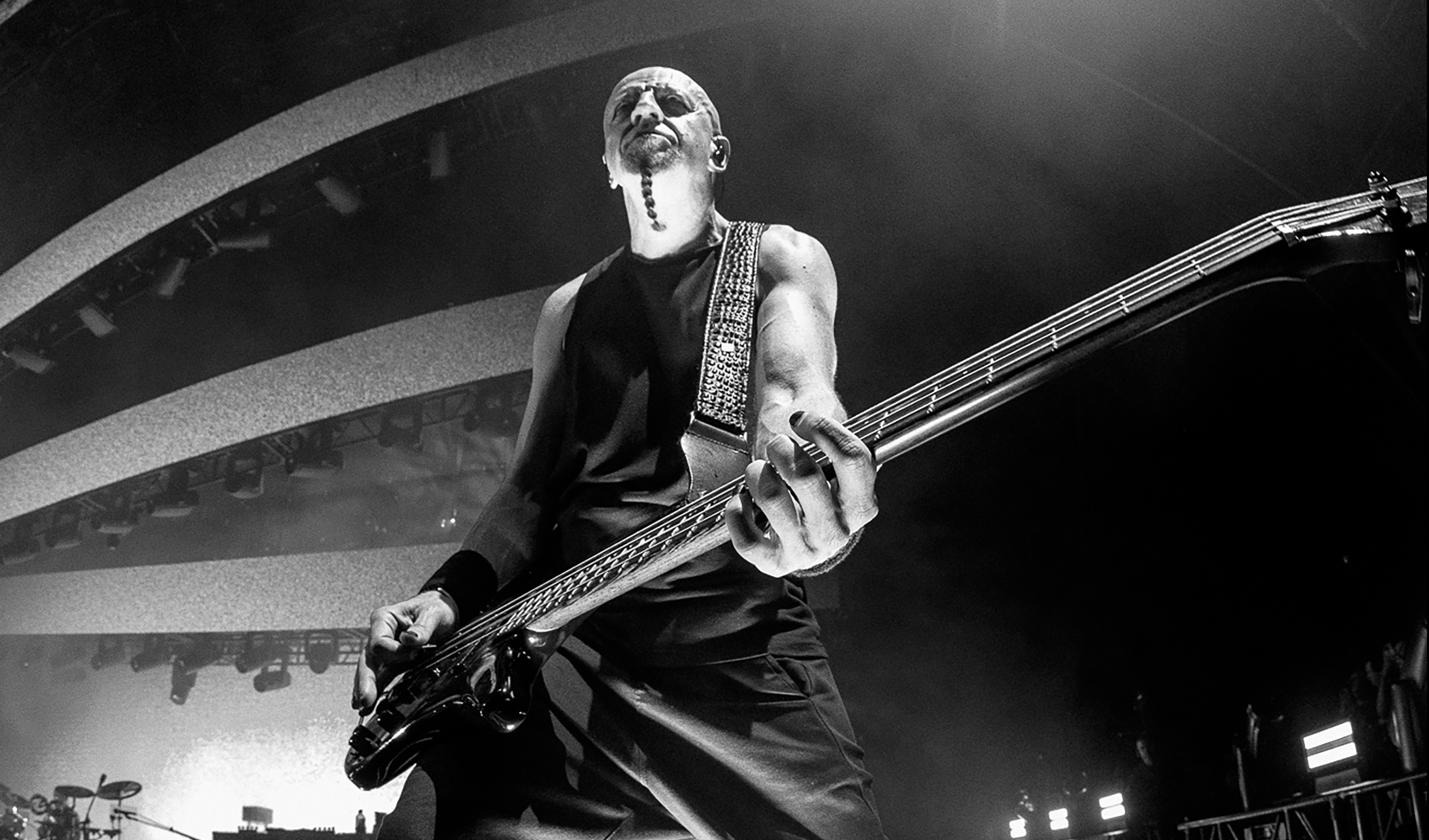 The bassist Shavo Odadjian performing live