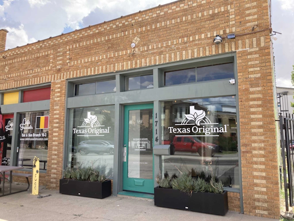 Texas Original opened Houston's first permanent medical marijuana pick-up location on Tuesday, June 21, 2022 at 1714 Houston Ave. The location offers a range of cannabis products, including gummies, tinctures and lozanges.