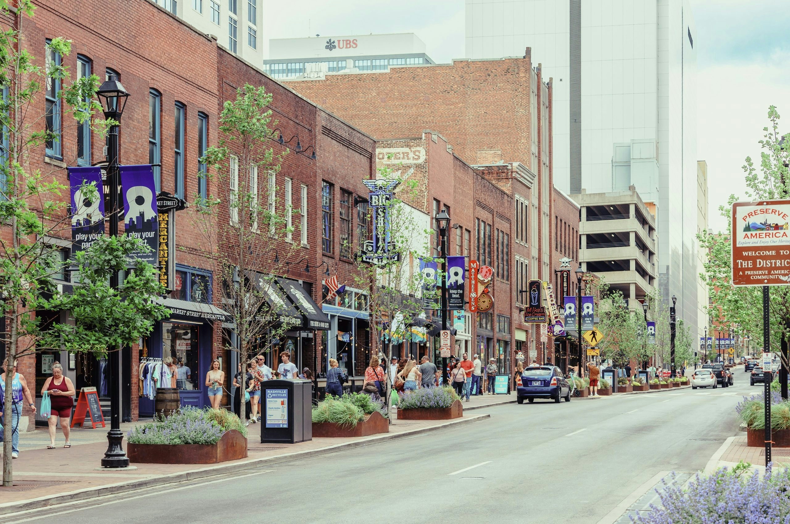 traditional street in tennessee